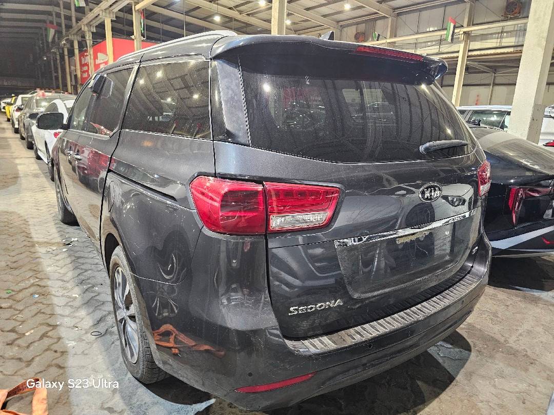 KIA SEDONA