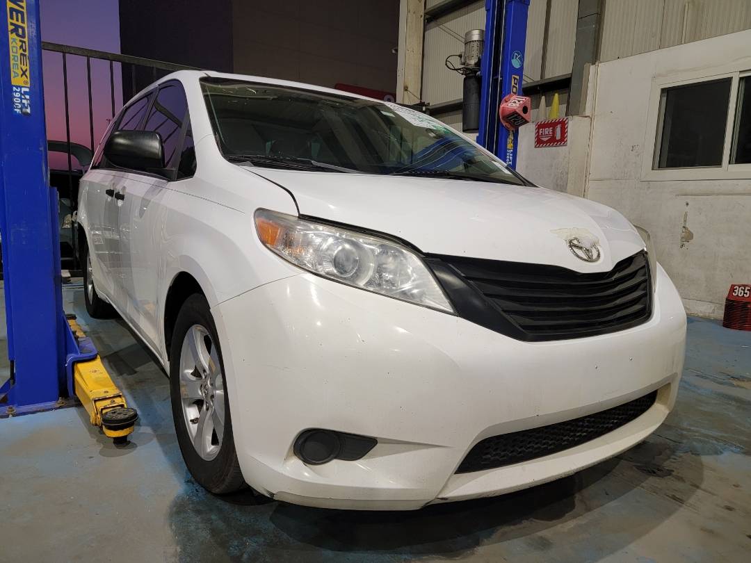 2016 TOYOTA SIENNA — 288141 Miles — Lot 743099 — Main - Marhaba Auctions Used Cars - Image 5