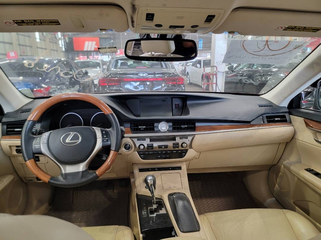 2014 LEXUS ES 300H — 152785 Miles — Lot 44160214 — Main - Marhaba Auctions Used Cars - Image 7