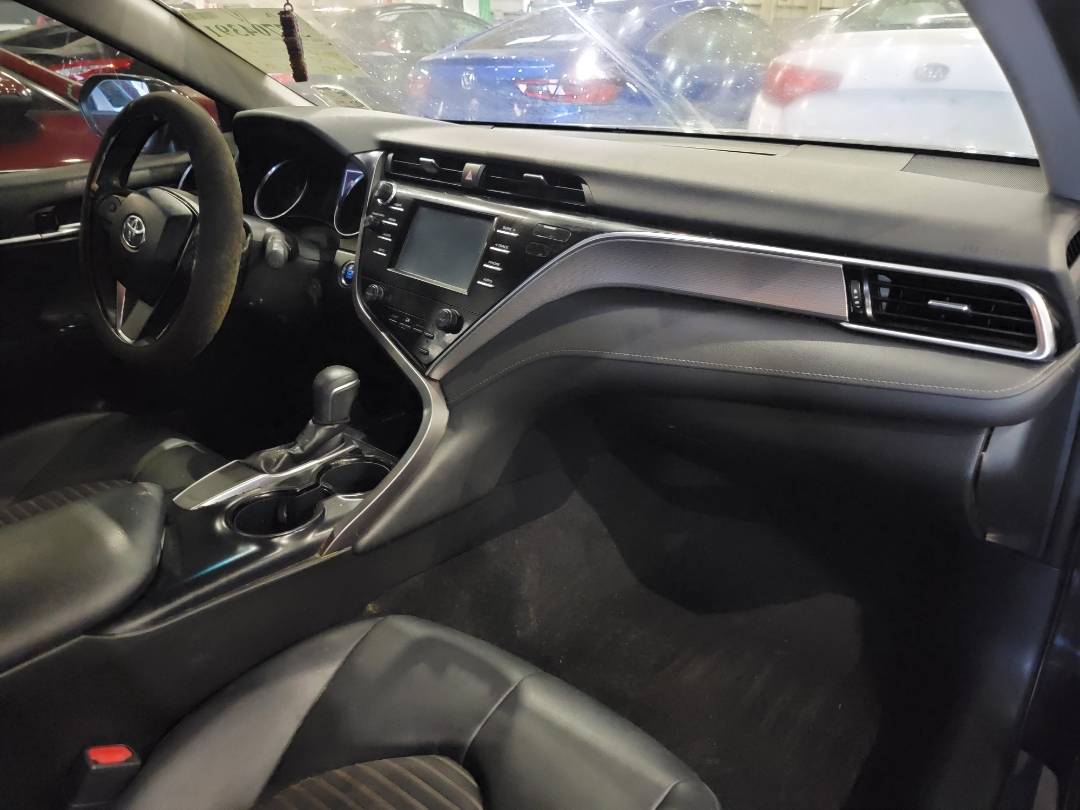 2018 TOYOTA CAMRY — 117842 Miles — Lot 37704391 - Marhaba Auctions Used Cars - Image 8