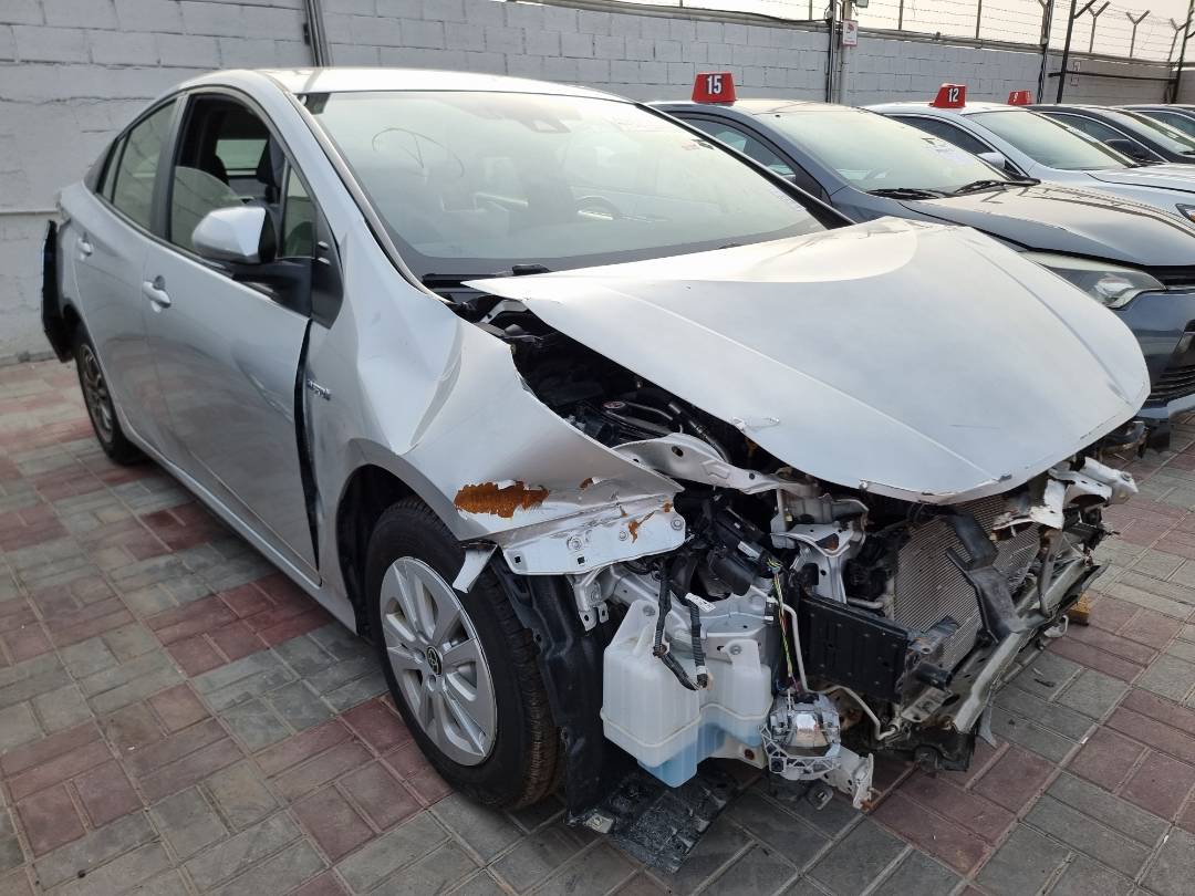 2017 TOYOTA PRIUS — 78064 Miles — Lot 132564879 — Ind. 12 - Marhaba Auctions Used Cars - Image 5