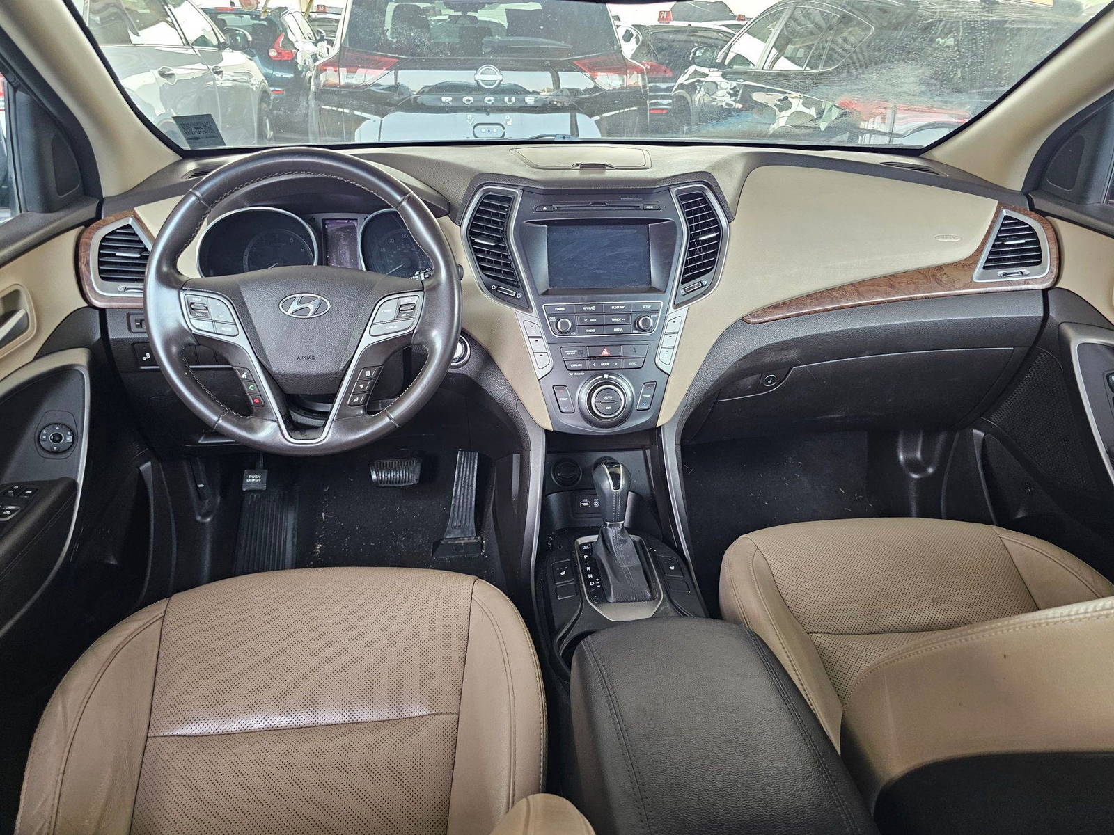 2017 HYUNDAI SANTA FE — 138162 Miles — Lot F4HU192484 — Souq - Marhaba Auctions Used Cars - Image 7