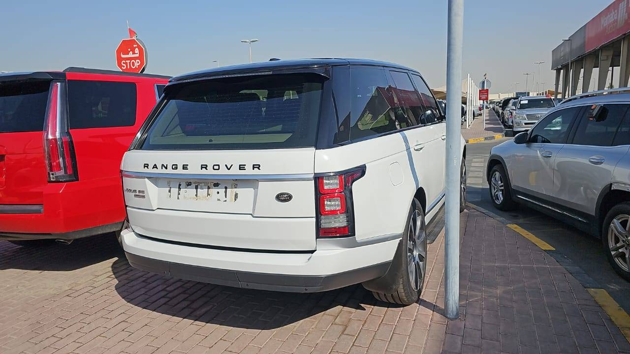 2014 LAND ROVER RANGE ROVER VOGUE — 246795 KM — Lot EA130937 — Souq - Marhaba Auctions Used Cars - Image 12