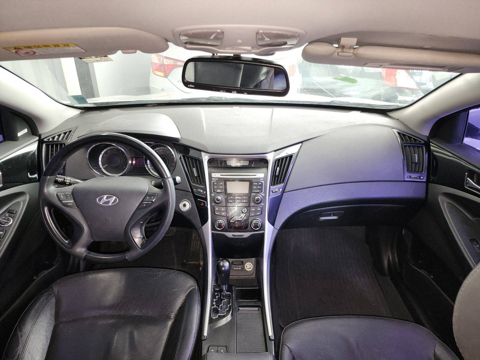 2010 HYUNDAI SONATA — 108530 KM — Lot 69658 — Main - Marhaba Auctions Used Cars - Image 8