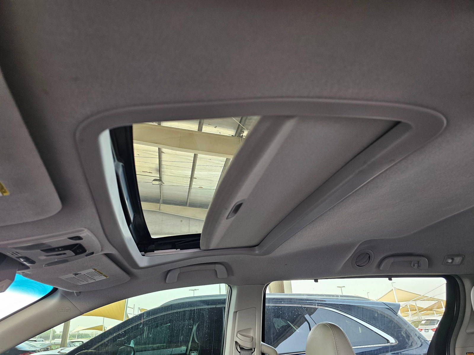 TOYOTA SIENNA 2011 - Marhaba Auction Used Cars - Image 10