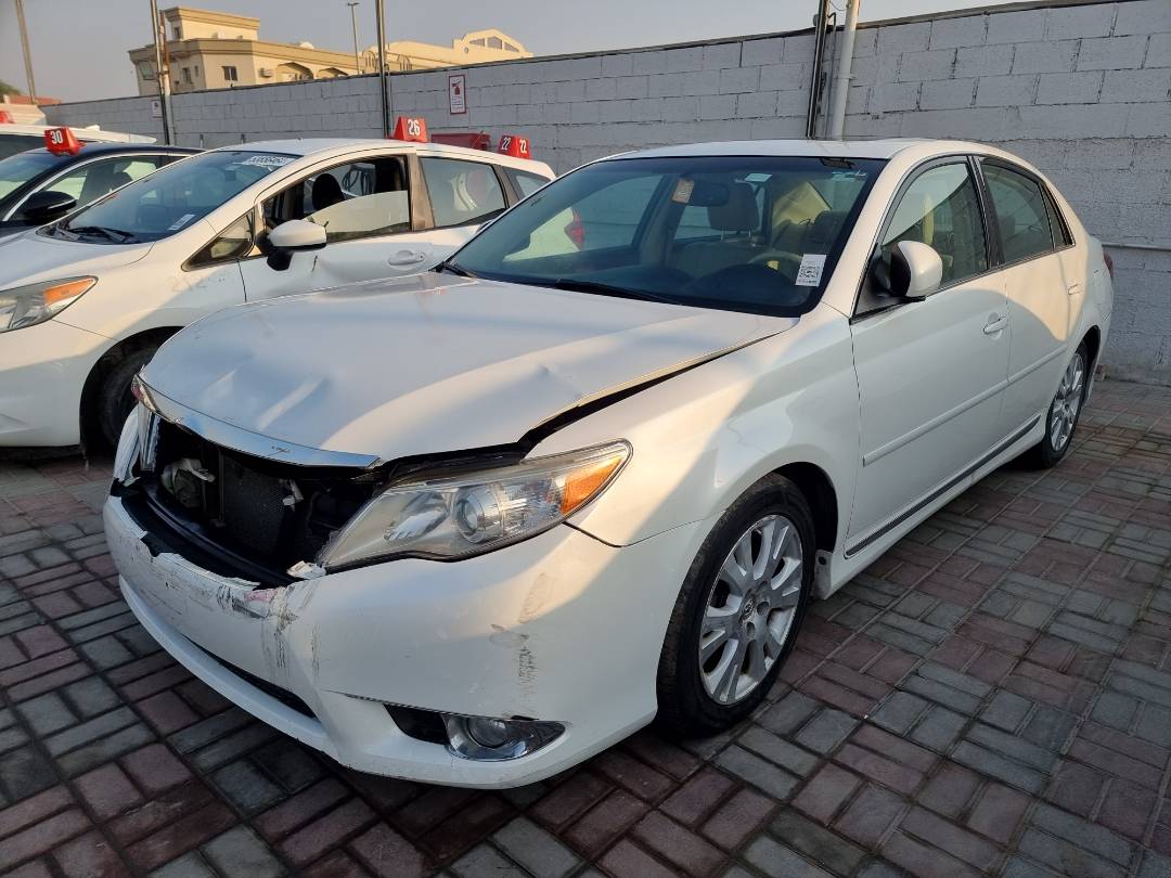 2012 TOYOTA AVALON — 203197 Miles — Lot 125487 — Ind. 12 - Marhaba Auctions Used Cars - Image 4