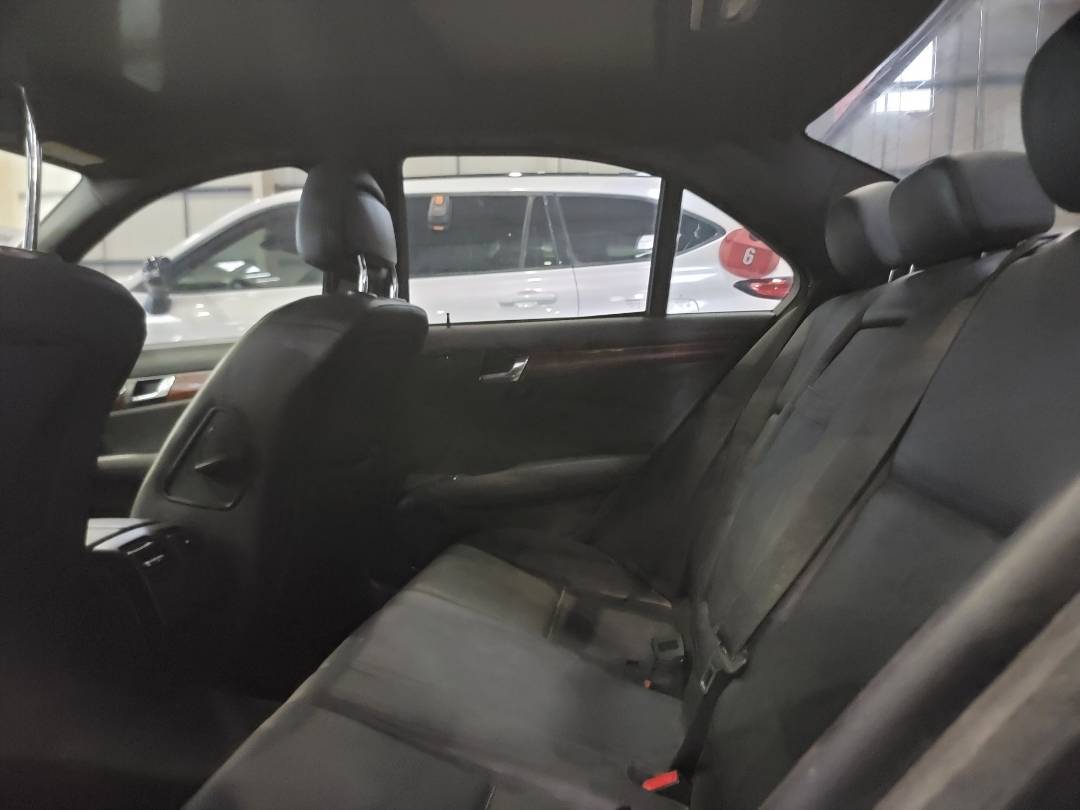 2011 MERCEDES BENZ C300 — 189105 Miles — Lot B3BR164812 — Main - Marhaba Auctions Used Cars - Image 8