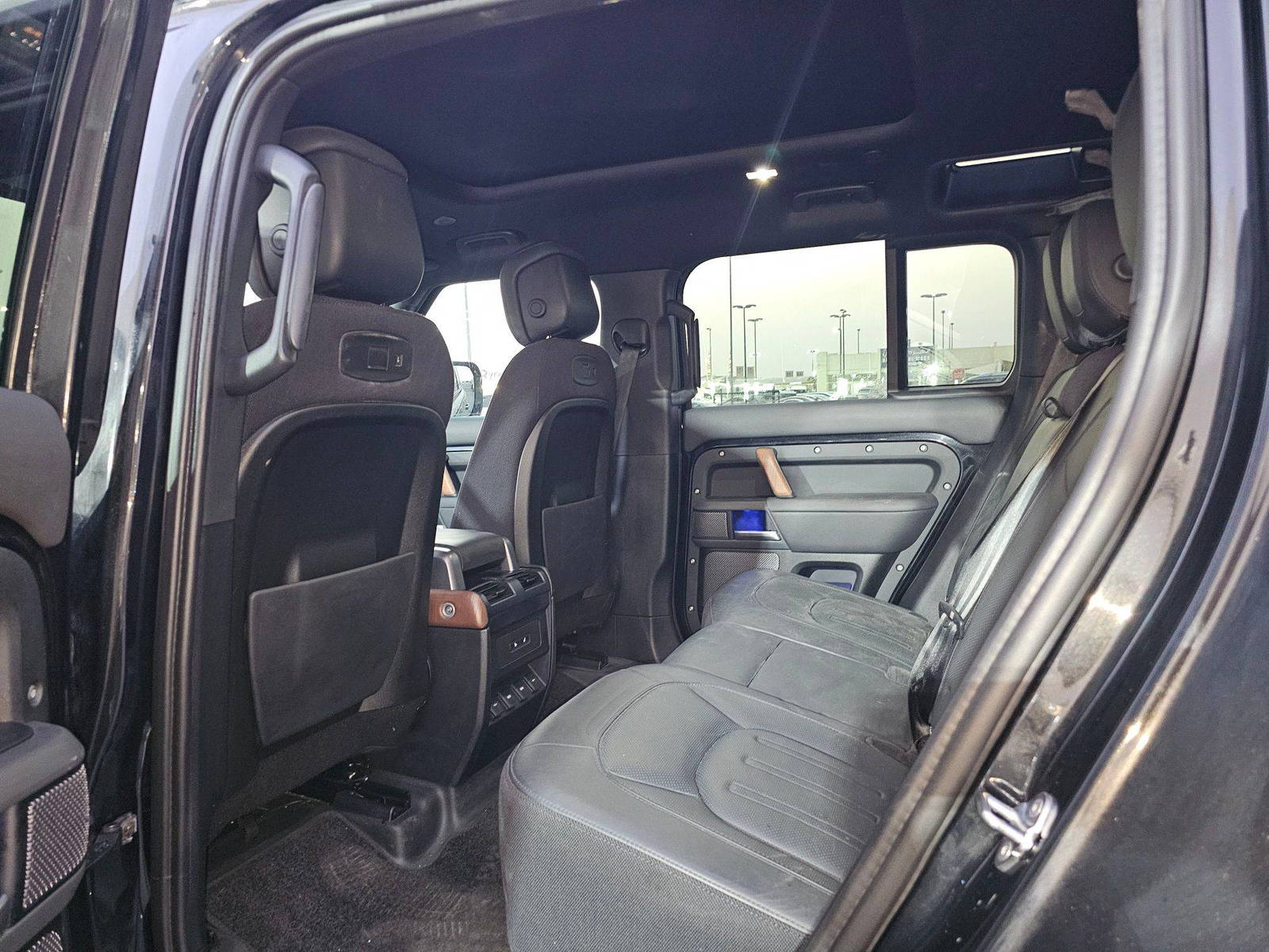 LAND ROVER DEFENDER 110 X 2020 - Marhaba Auction Used Cars - Image 6