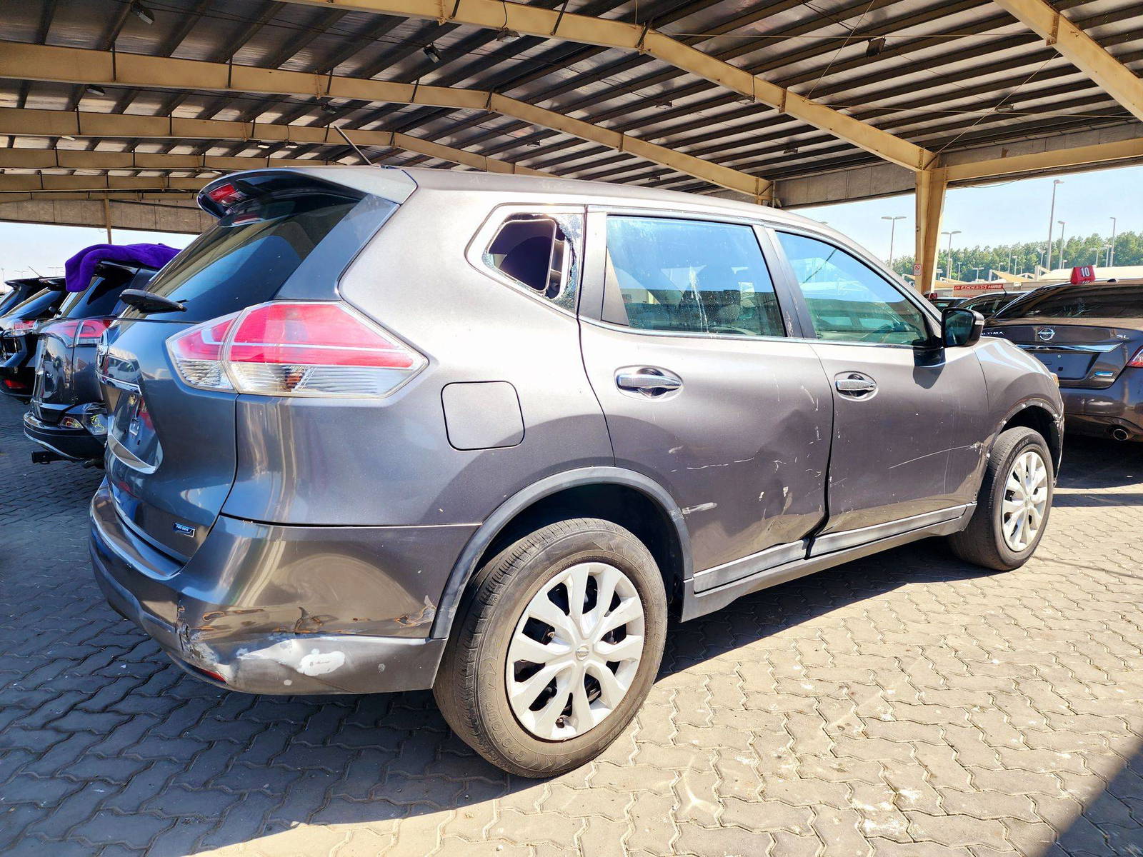 2014 NISSAN ROGUE — 199123 Miles — Lot 12054178 — Souq - Marhaba Auctions Used Cars - Image 3