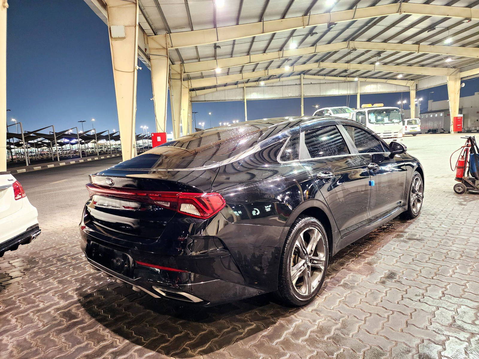 2020 KIA K5 — 84426 KM — Lot 038471 — Main - Marhaba Auctions Used Cars - Image 4