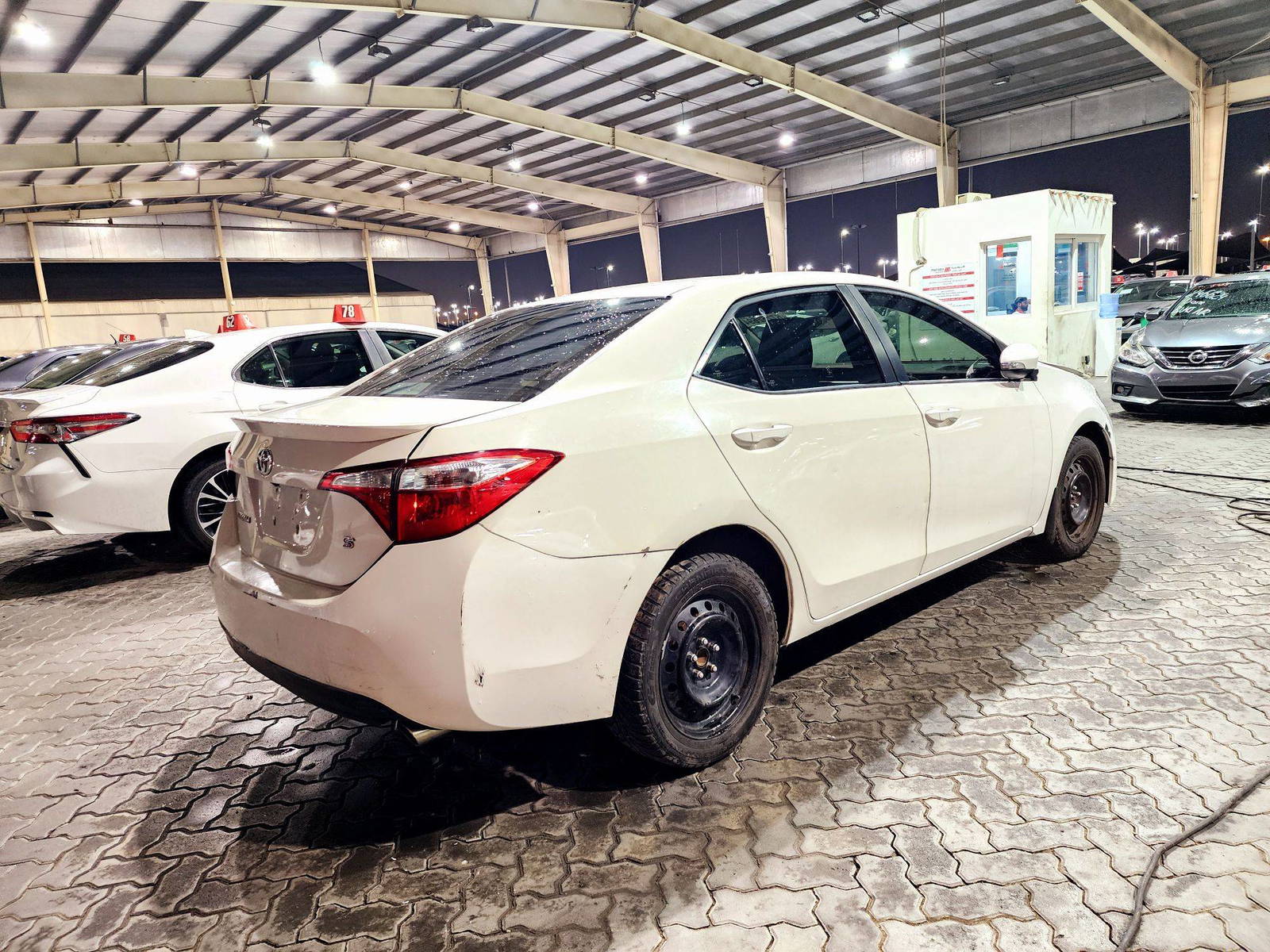 2016 TOYOTA COROLLA — 344943 KM — Lot 67252694 — Souq - Marhaba Auctions Used Cars - Image 3