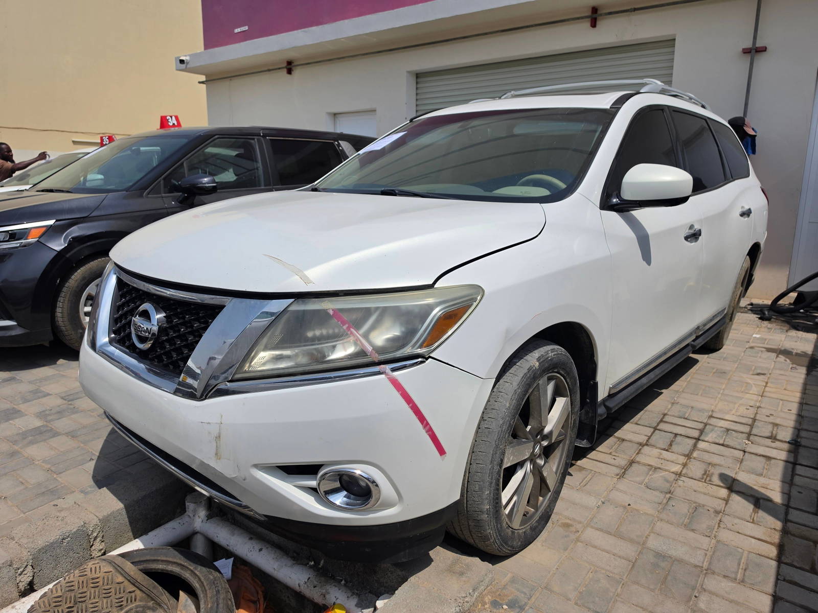 2014 NISSAN PATHFINDER — 154981 Miles — Lot 94245335 - Marhaba Auctions Used Cars - Image 2