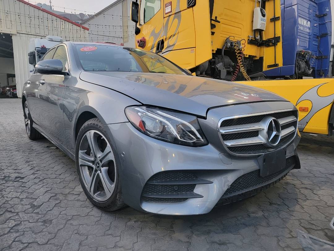 2018 MERCEDES BENZ E-300 — 93738 Miles — Lot JA413753 — Main - Marhaba Auctions Used Cars - Image 4