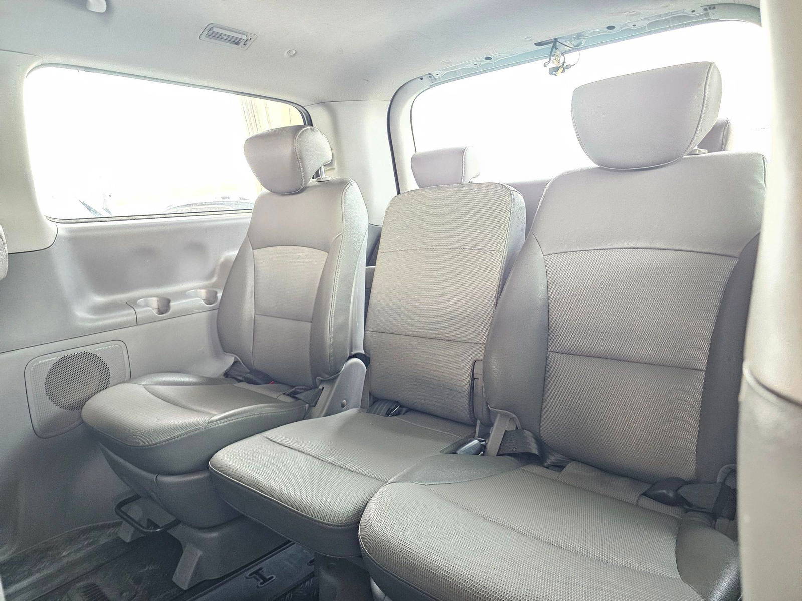 HYUNDAI GRAND STAREX 2011 - Marhaba Auction Used Cars - Image 6