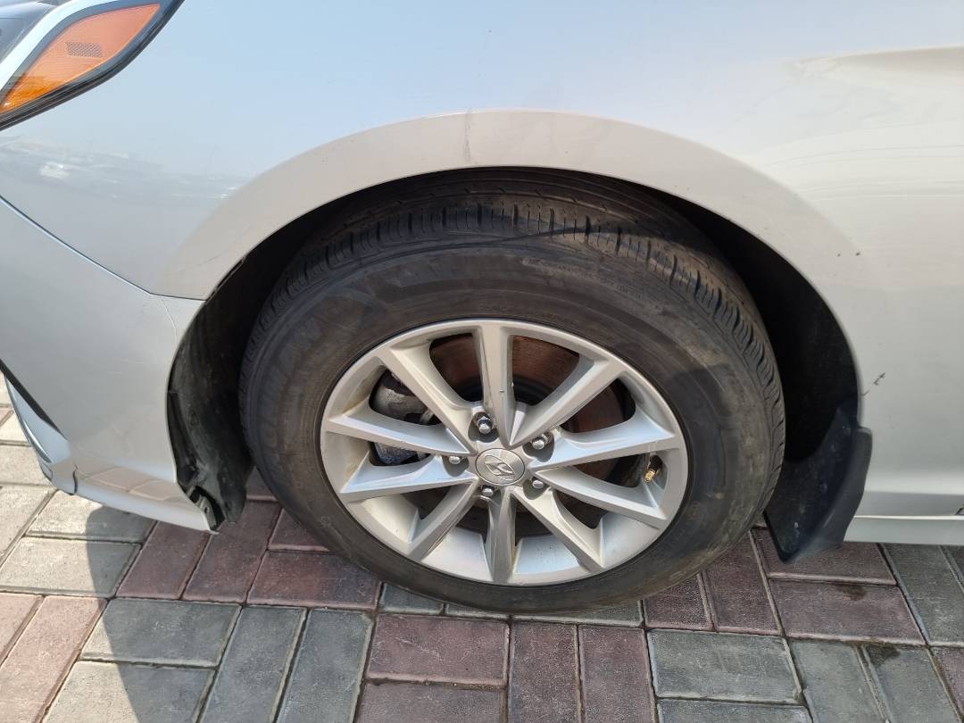 2019 HYUNDAI SONATA — 87319 Miles — Lot 215487 — Ind. 12 - Marhaba Auctions Used Cars - Image 11