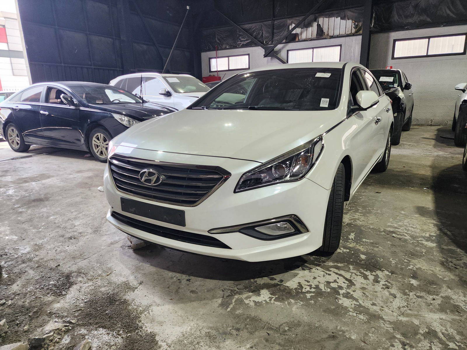 2016 HYUNDAI SONATA — 151672 KM — Lot 199530 — Main - Marhaba Auctions Used Cars - Image 3