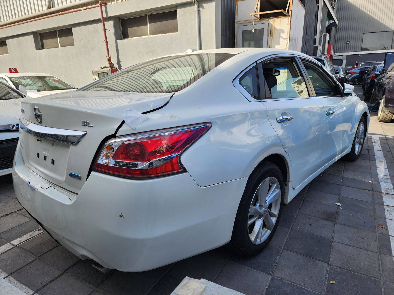 2013 NISSAN ALTIMA — 166548 Miles — Lot 42784285 — Ind. 12 - Marhaba Auctions Used Cars - Image 5