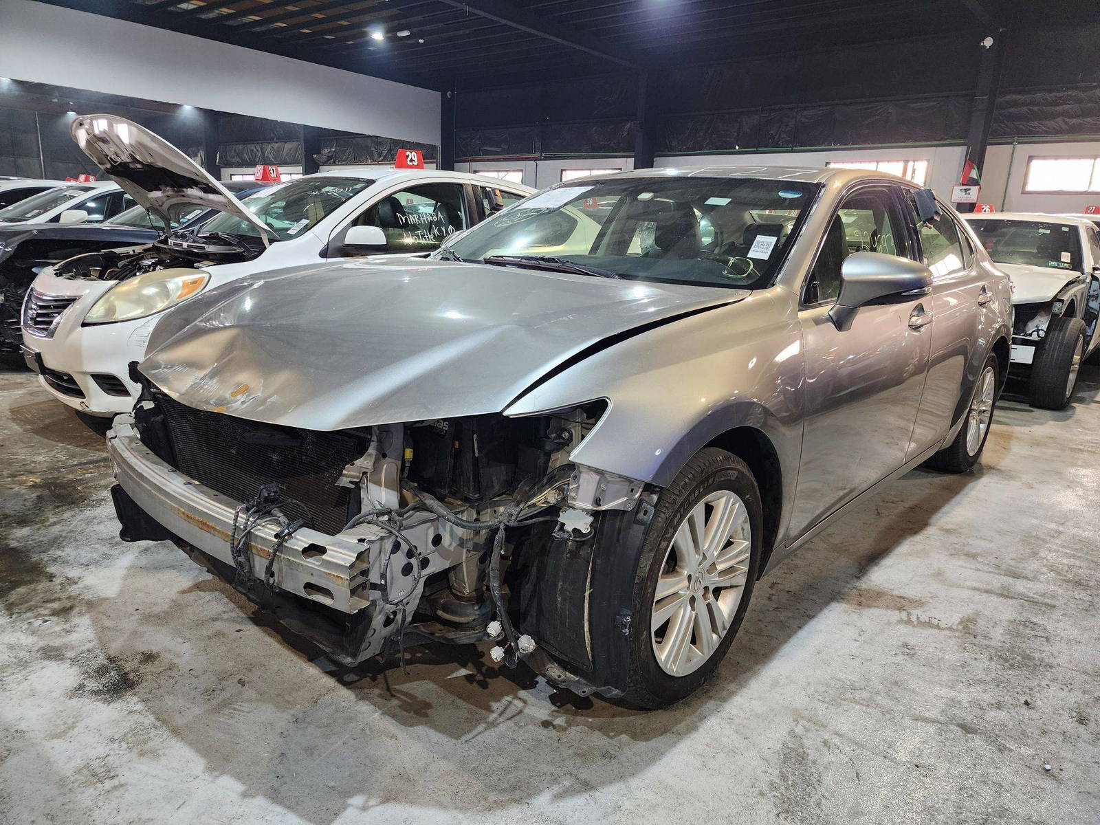 2015 LEXUS ES 350 — 204693 Miles — Lot 7F2160173 — Ind. 12 - Marhaba Auctions Used Cars - Image 6
