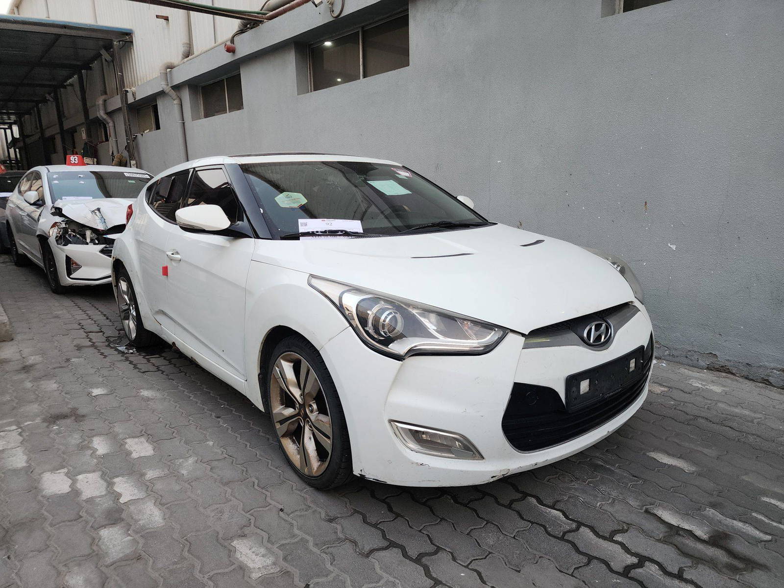 2012 HYUNDAI VELOSTER — 183651 KM — Lot 073935 — Main - Marhaba Auctions Used Cars - Image 3