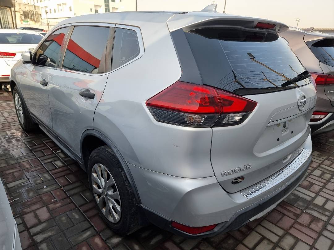 2018 NISSAN ROGUE — 162111 Miles — Lot 99161 — Ind. 12 - Marhaba Auctions Used Cars - Image 5
