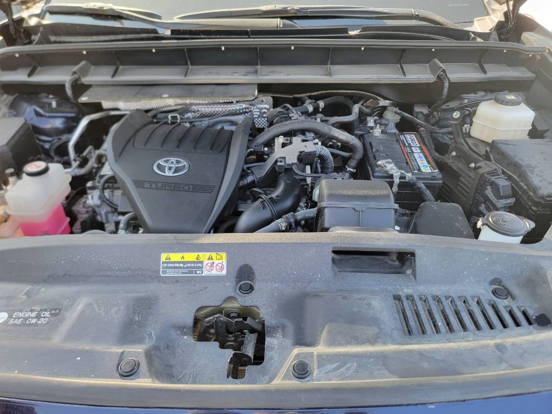 2023 TOYOTA HIGHLANDER — 5919 Miles — Lot S021062 — Main - Marhaba Auctions Used Cars - Image 12