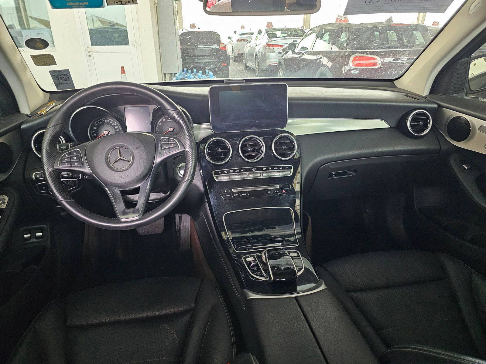 2019 MERCEDES BENZ GLC 350E — 107305 KM — Lot 517931 — Souq - Marhaba Auctions Used Cars - Image 7