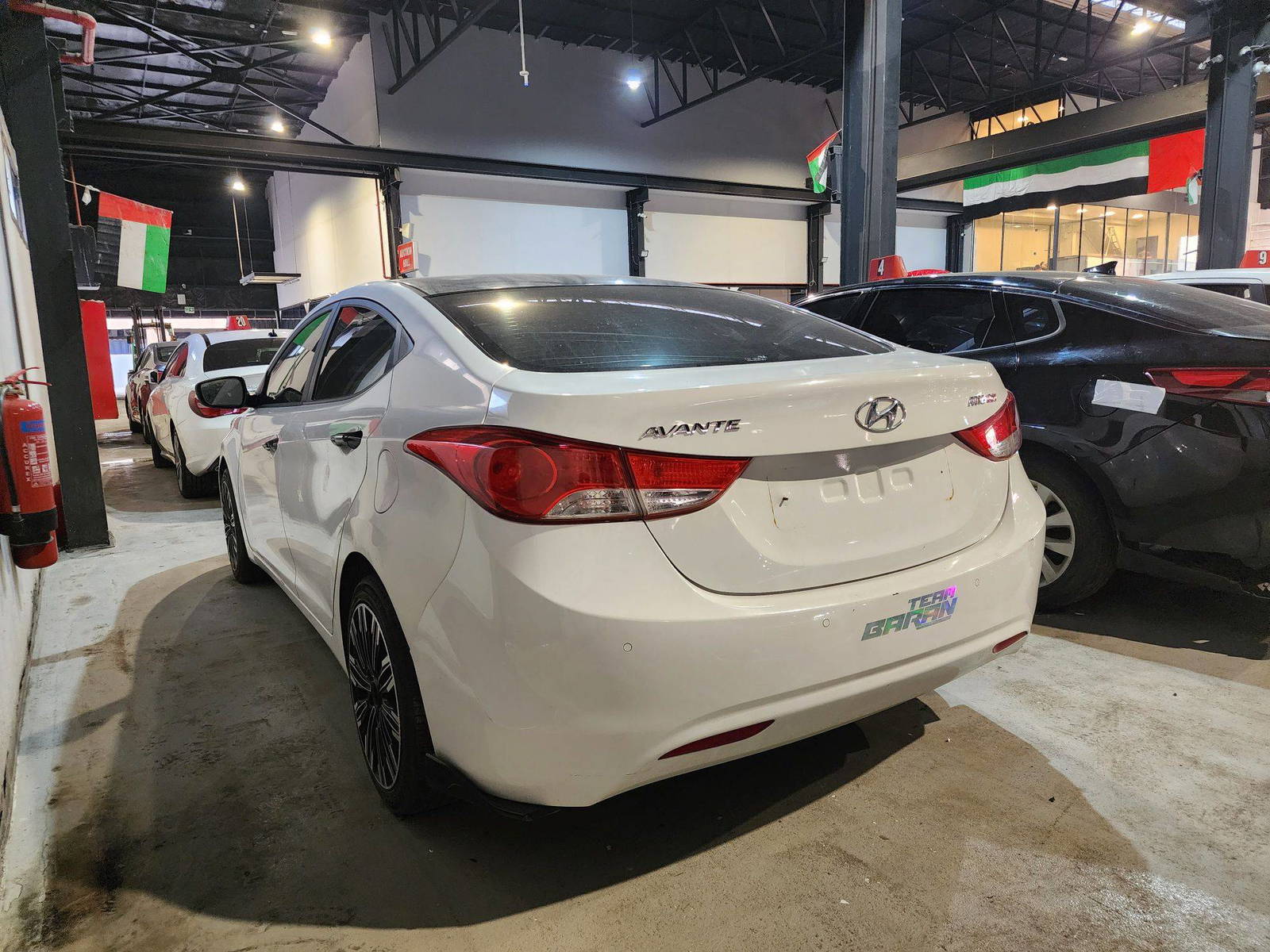 2011 HYUNDAI AVANTE — 190831 KM — Lot 093472 — Al Quoz - Marhaba Auctions Used Cars - Image 5