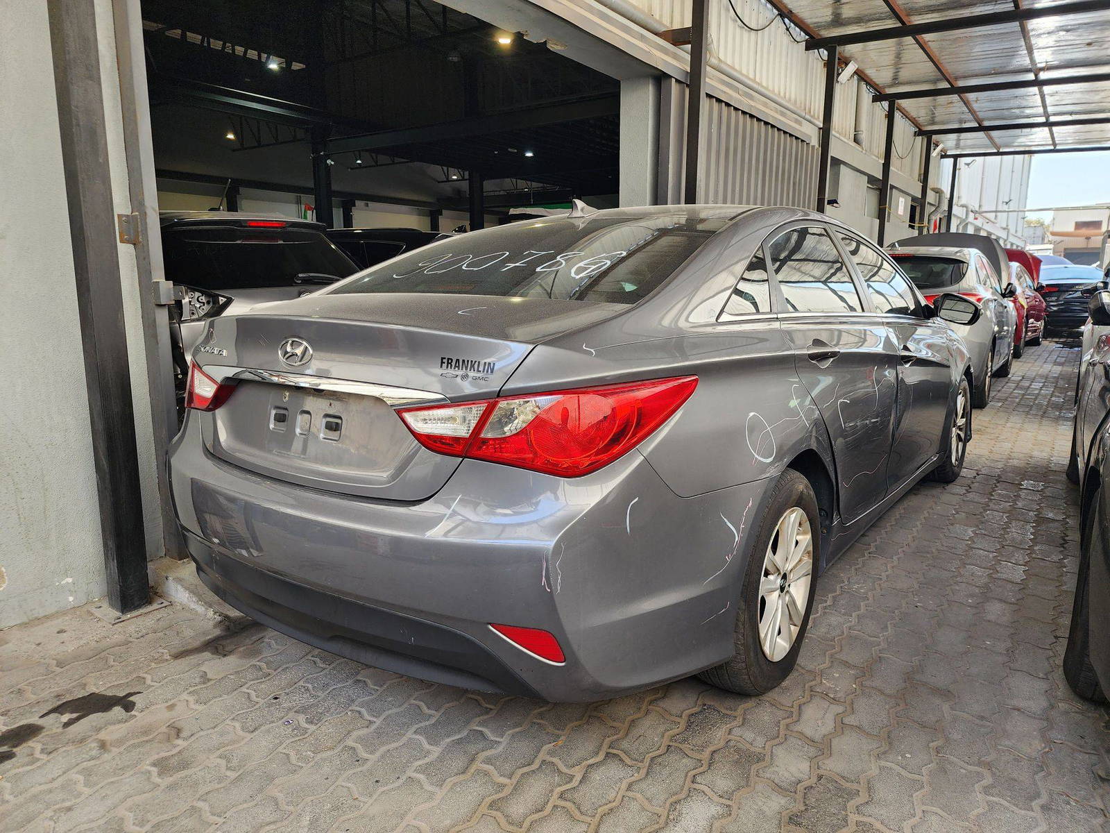 2014 HYUNDAI SONATA — 187558 Miles — Lot 900786 — Al Quoz - Marhaba Auctions Used Cars - Image 5