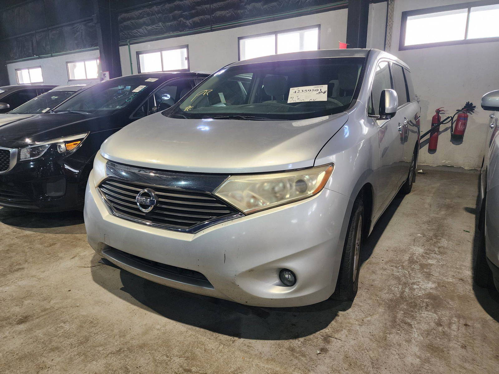 2011 NISSAN QUEST — 176765 Miles — Lot 9008792 — Al Quoz - Marhaba Auctions Used Cars - Image 4