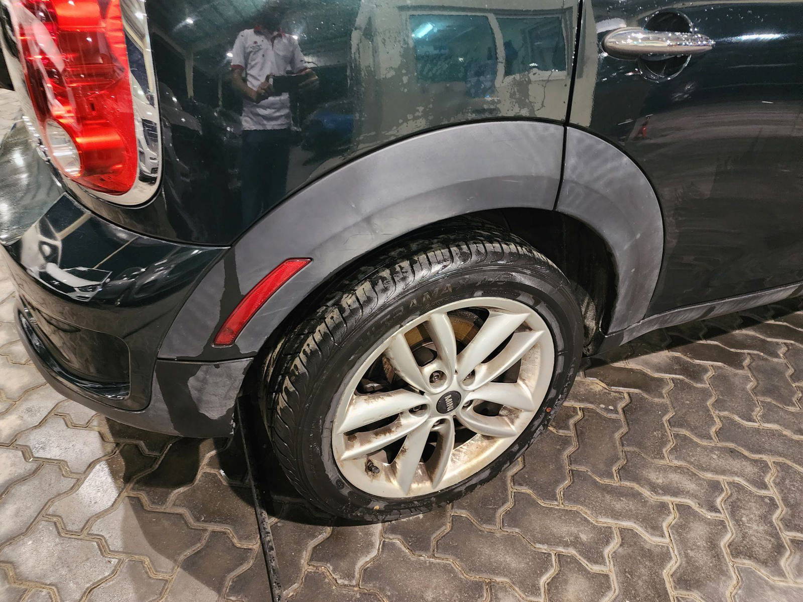 2011 MINI COOPER COUNTRYMAN — 99929 Miles — Lot 37522506 - Marhaba Auctions Used Cars - Image 5