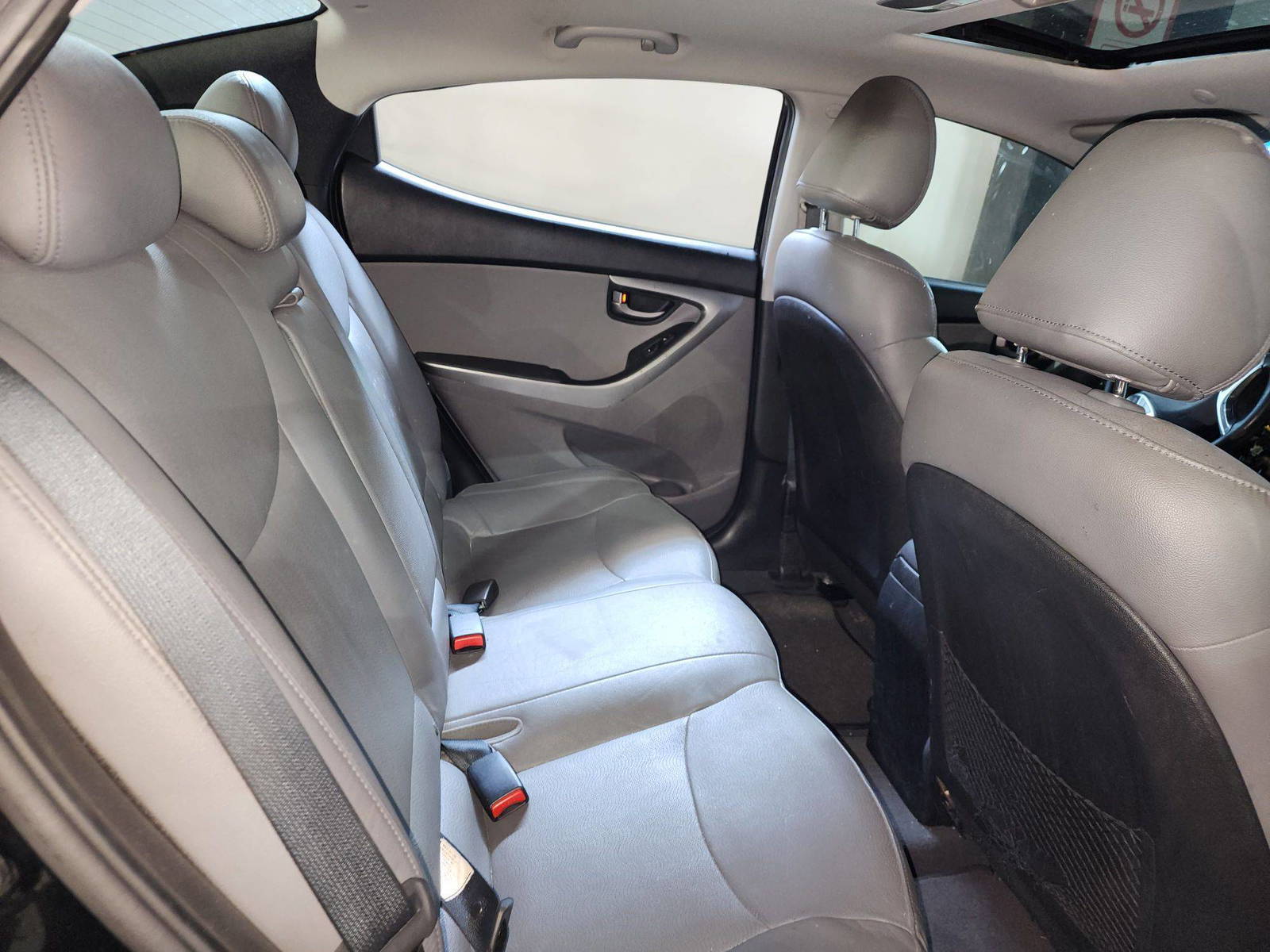 2011 HYUNDAI ELANTRA — 86526 Miles — Lot 53859054 — Al Quoz - Marhaba Auctions Used Cars - Image 6