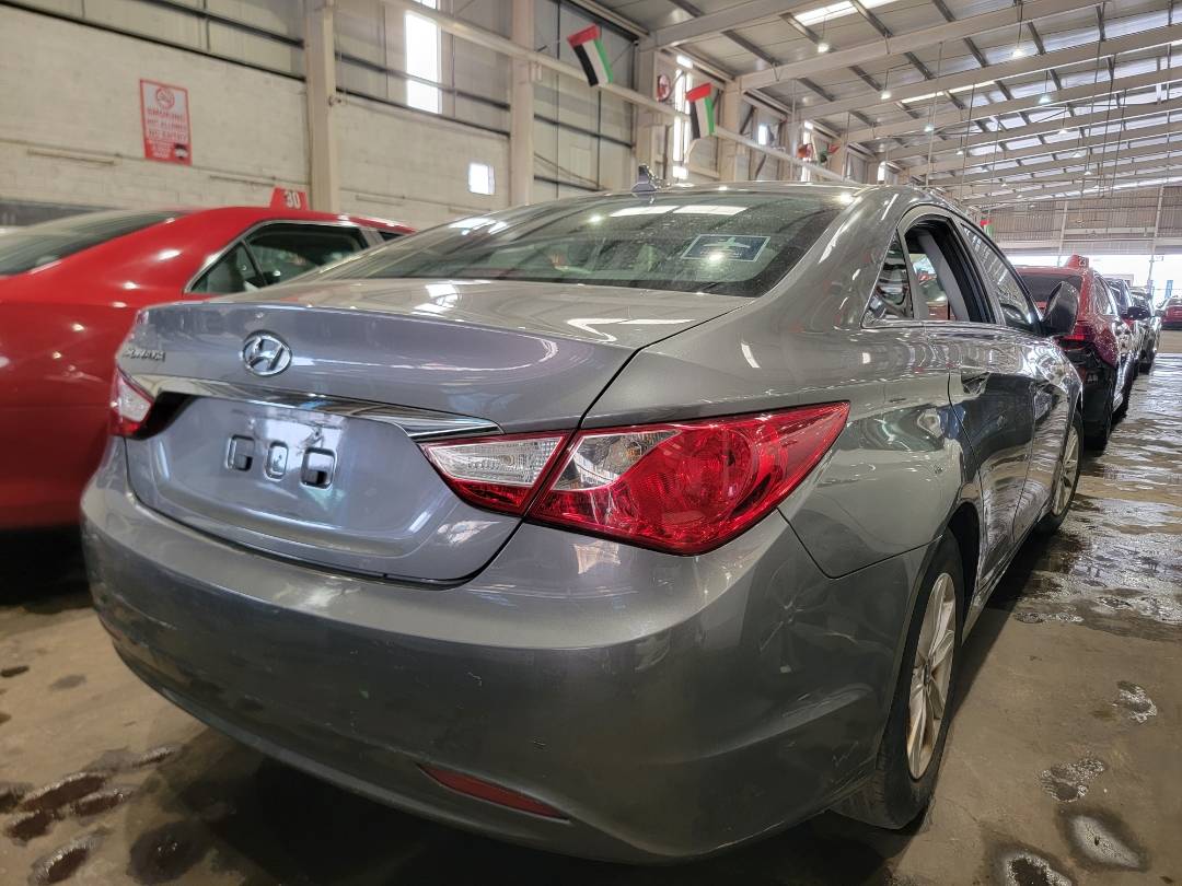 2011 HYUNDAI SONATA — 146878 Miles — Lot AC8BH059058 — Main - Marhaba Auctions Used Cars - Image 3