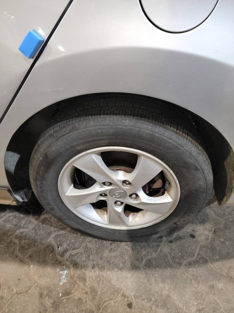 HYUNDAI AVANTE 2011 - Marhaba Auction Used Cars - Image 8