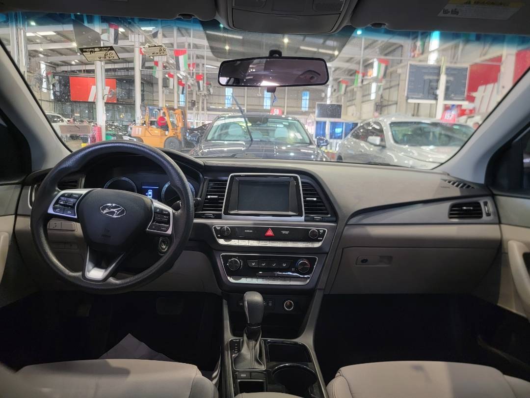 HYUNDAI SONATA 2019 - Marhaba Auction Used Cars - Image 8