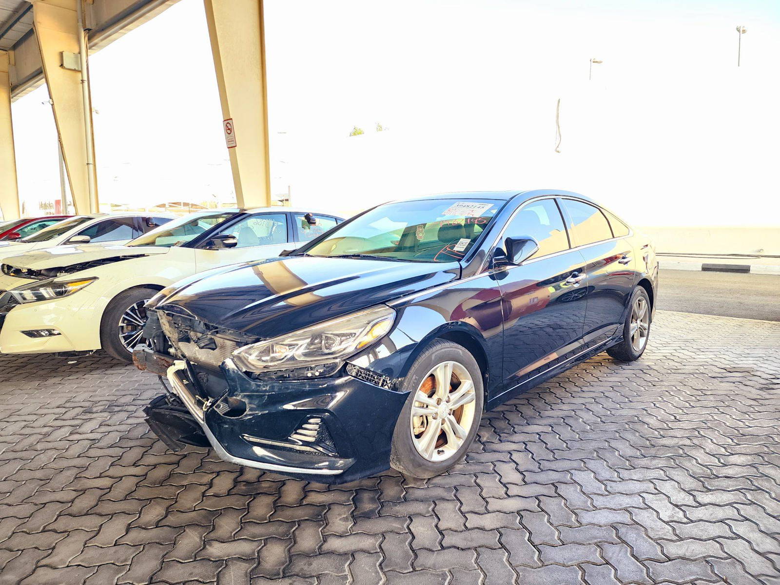 2018 HYUNDAI SONATA — 93711 Miles — Lot 39482145 — Souq - Marhaba Auctions Used Cars - Image 5