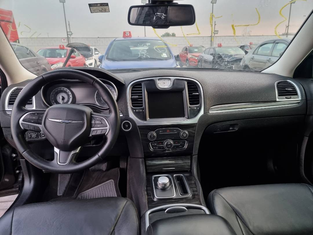 2015 CHRYSLER 300 — 113573 Miles — Lot 125487 — Ind. 12 - Marhaba Auctions Used Cars - Image 8