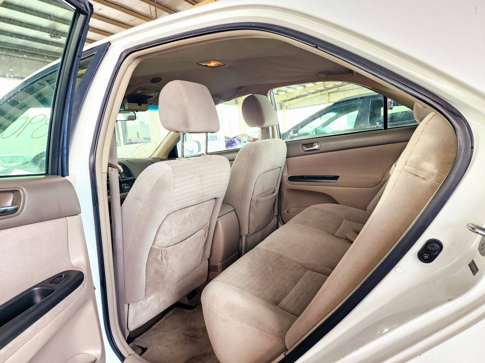 2005 TOYOTA CAMRY — 184312 Miles — Lot 5U618902 — Main - Marhaba Auctions Used Cars - Image 6