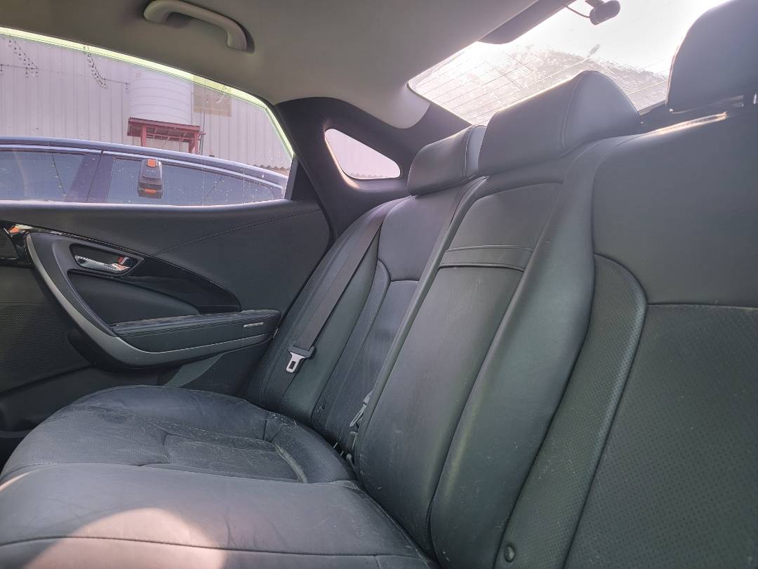2014 HYUNDAI GRANDEUR — 236403 KM — Lot 48782 - Marhaba Auctions Used Cars - Image 6