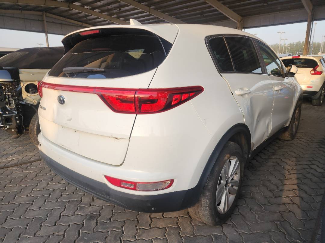 2018 KIA SPORTAGE — 122026 Miles — Lot 42875 — Souq - Marhaba Auctions Used Cars - Image 5