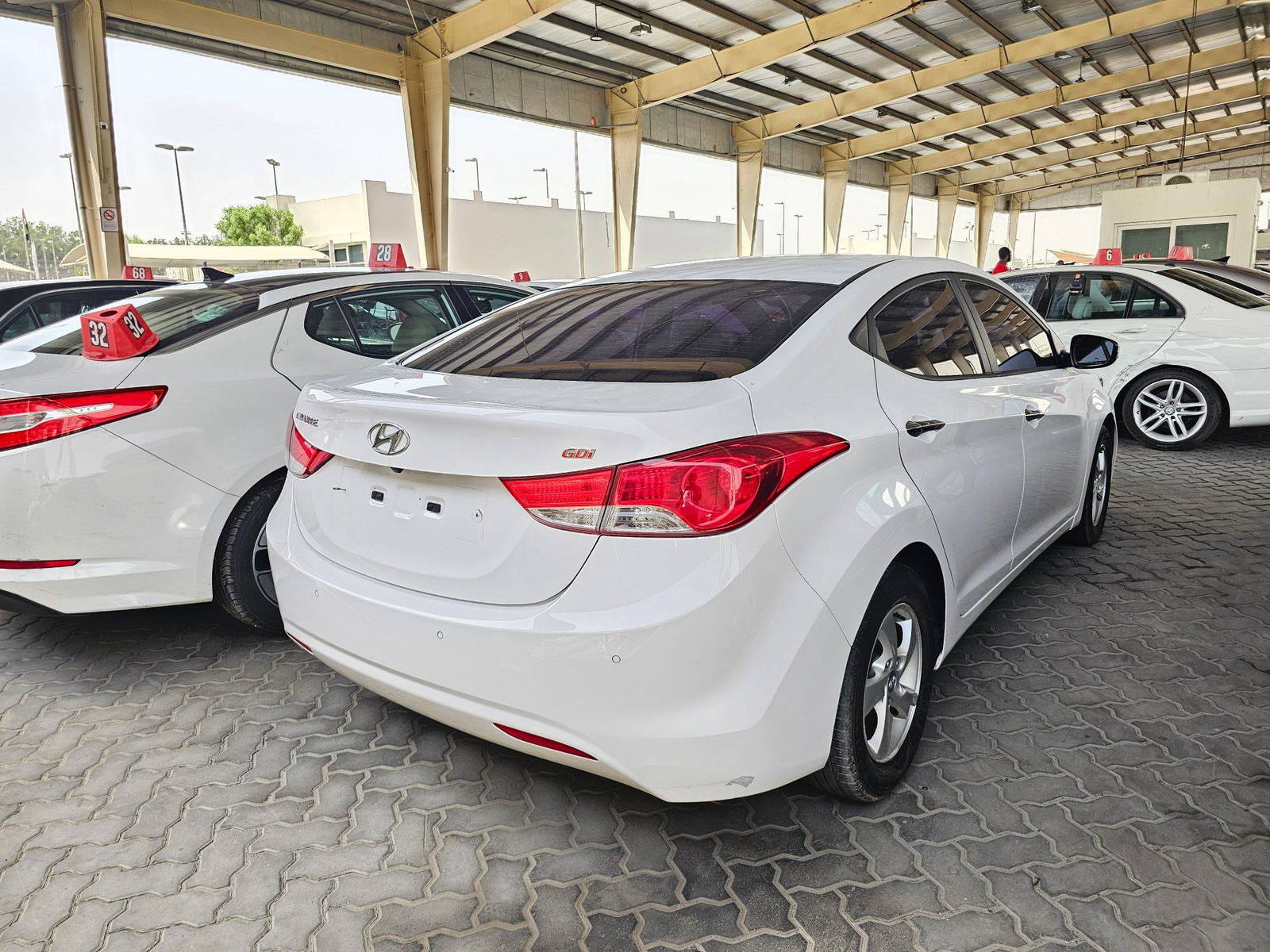 HYUNDAI AVANTE 2013 - Marhaba Auction Used Cars - Image 4