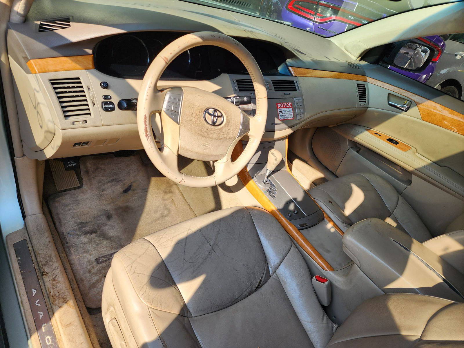 2007 TOYOTA AVALON — 306270 Miles — Lot 36866089 - Marhaba Auctions Used Cars - Image 4