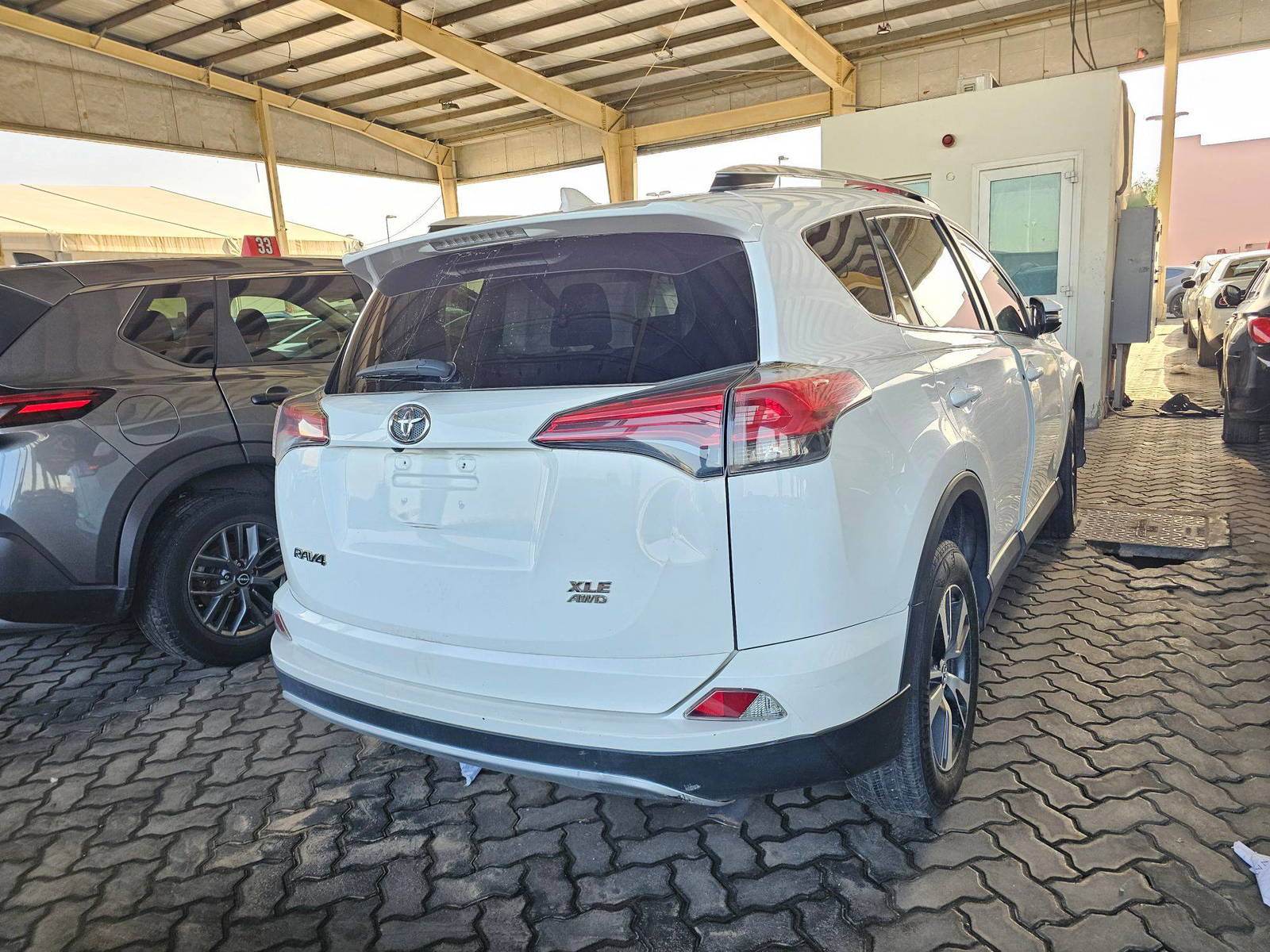 2016 TOYOTA RAV4 — 152860 Miles — Lot W522127 — Souq - Marhaba Auctions Used Cars - Image 3