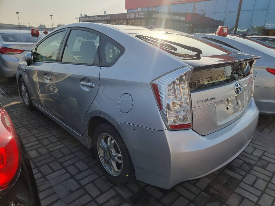 2011 TOYOTA PRIUS — 222611 Miles — Lot 215478 — Ind. 12 - Marhaba Auctions Used Cars - Image 4