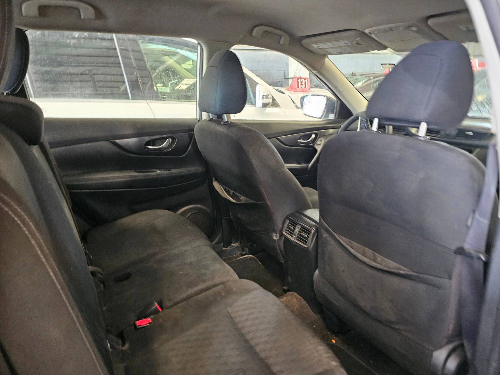 NISSAN ROGUE 2017 - Marhaba Auction Used Cars - Image 4