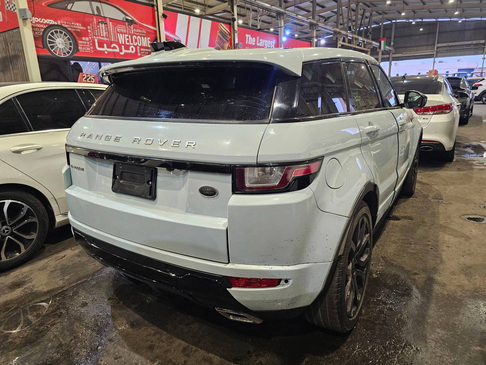 LAND ROVER RANGE ROVER 2017 - Marhaba Auction Used Cars - Image 5