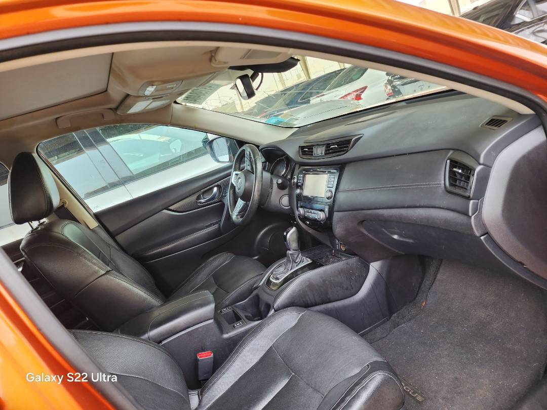 2017 NISSAN ROGUE — 105360 Miles — Lot 49198404 — Souq - Marhaba Auctions Used Cars - Image 8
