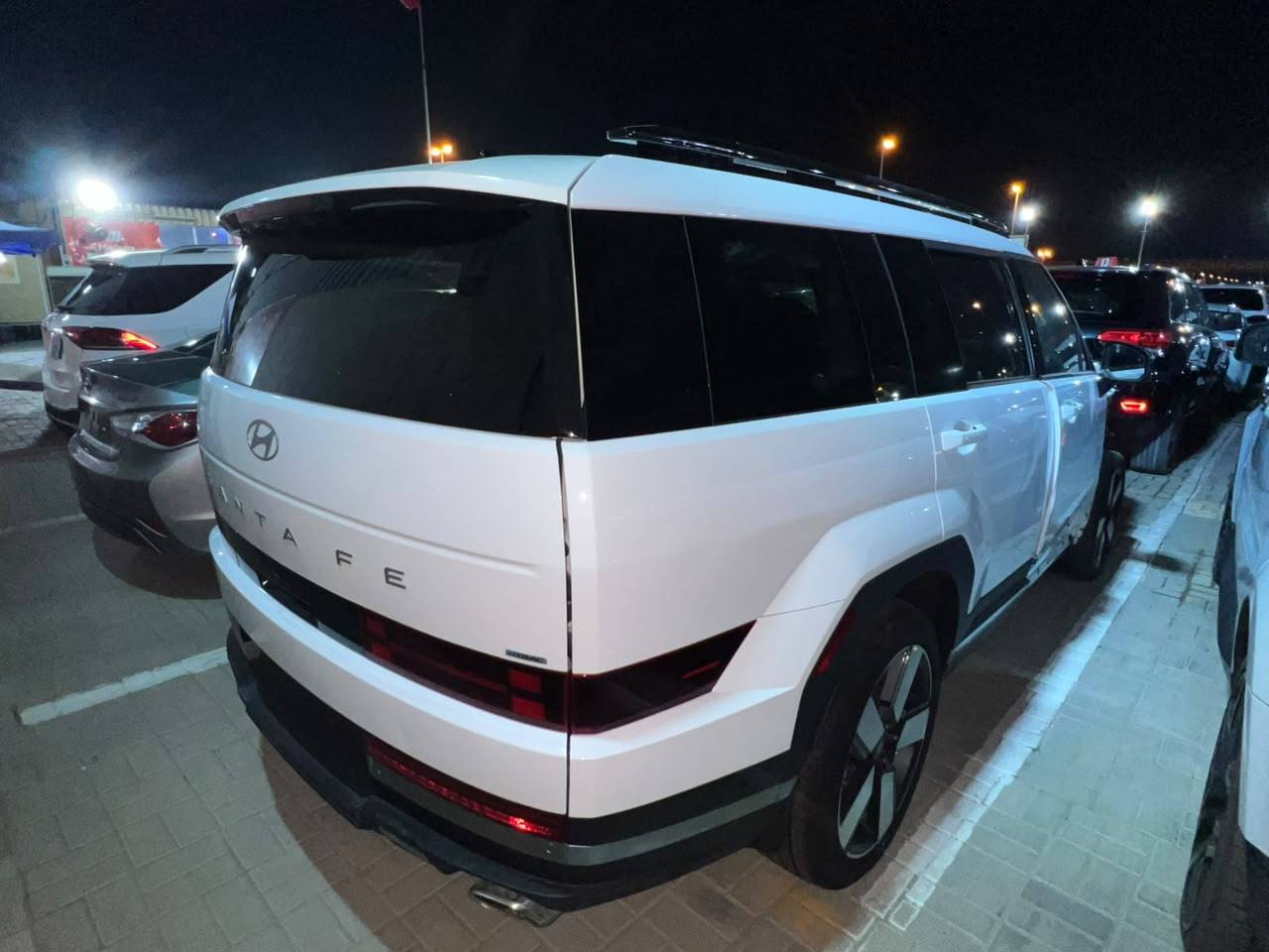 2025 HYUNDAI SANTA FE LIMITED — 112 Miles — Lot GL2SH147319 - Marhaba Auctions Used Cars - Image 4