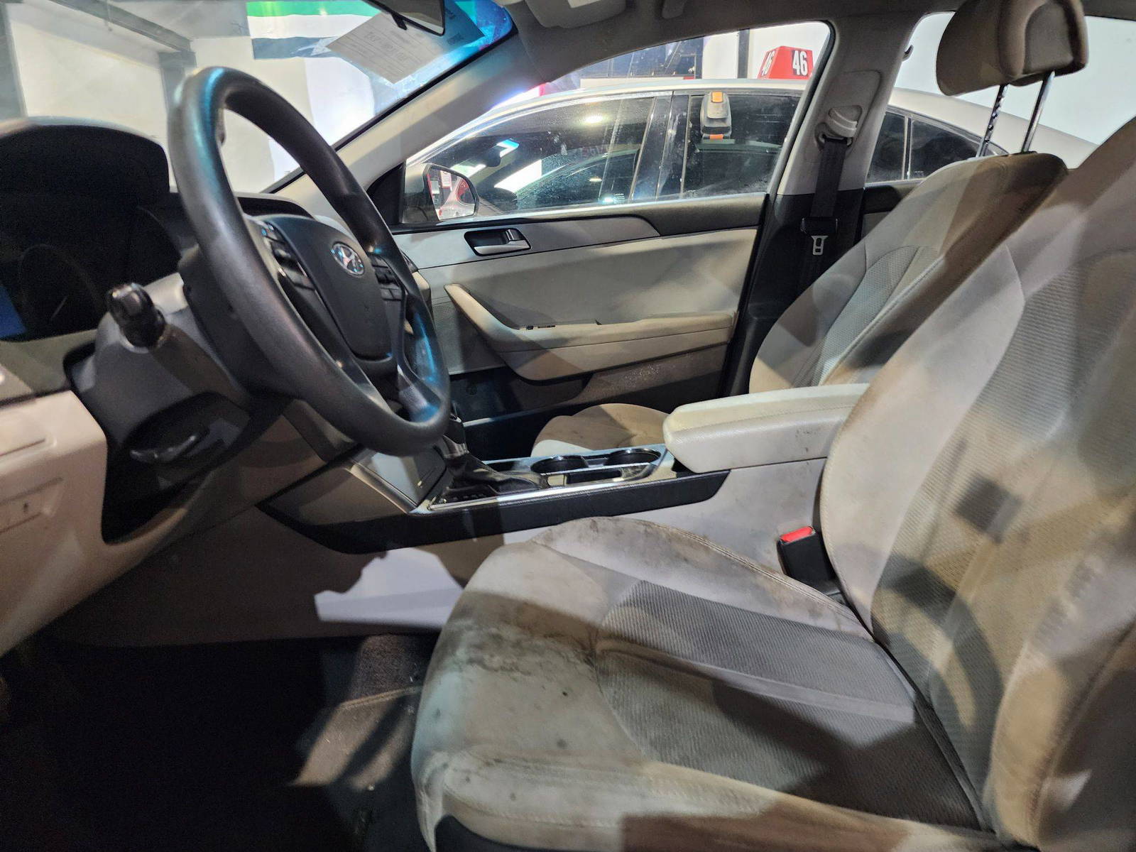 2017 HYUNDAI SONATA — 136208 Miles — Lot 35358 — Al Quoz - Marhaba Auctions Used Cars - Image 9