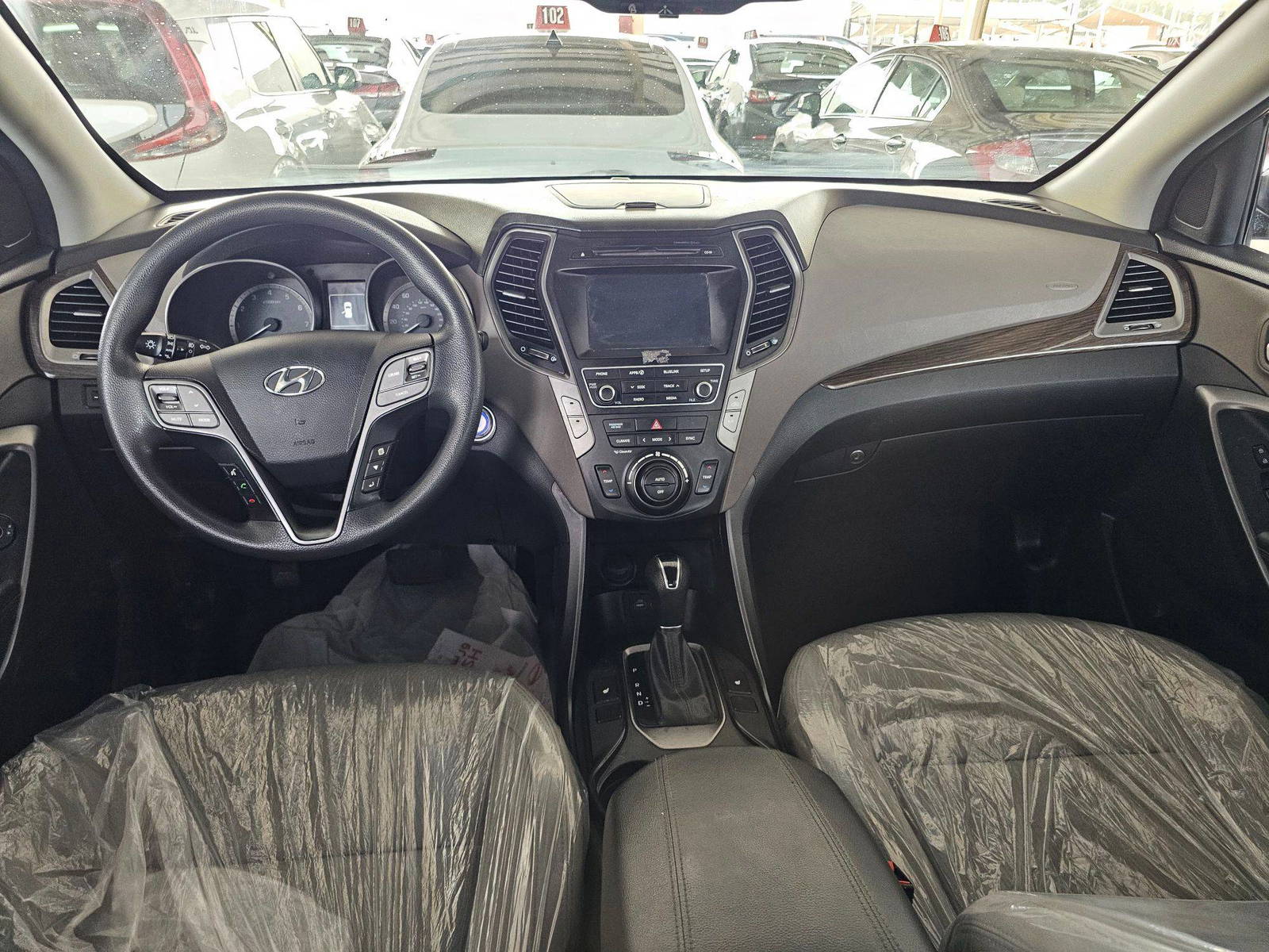 2018 HYUNDAI SANTA FE — 133245 Miles — Lot 2JH058090 — Souq - Marhaba Auctions Used Cars - Image 7