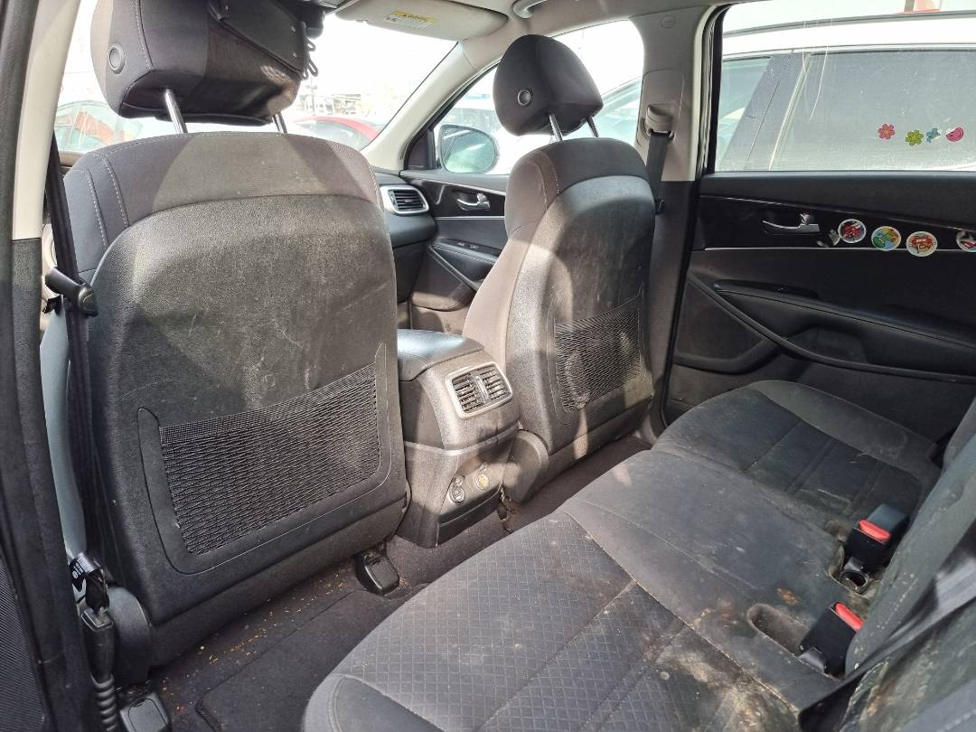 2018 KIA SORENTO — 168037 Miles — Lot 6680915 — Main - Marhaba Auctions Used Cars - Image 7
